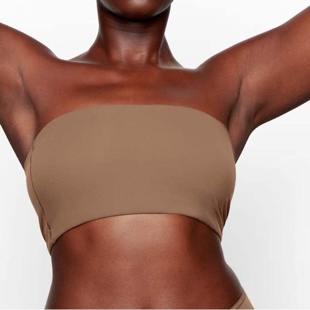 NWT Skims Fits Everybody Bandeau